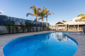  Sails Geraldton Accommodation  Джералдтон